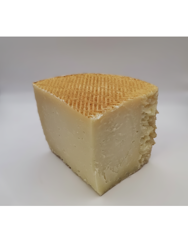 Cured Sheep Cheese Quarter Wheel 750 g